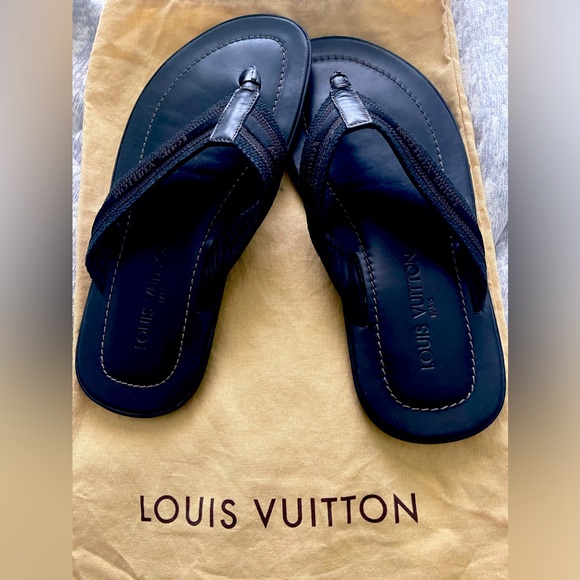 Louise Vuitton Sandals - Picture 2 of 6